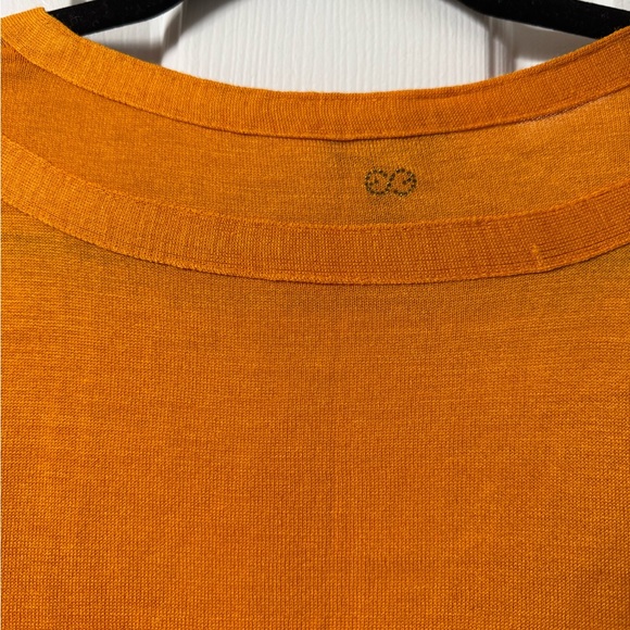 Escada Top, S, Tangerine, Deep V, Cap Sleeves Like New Condition - Picture 7 of 9